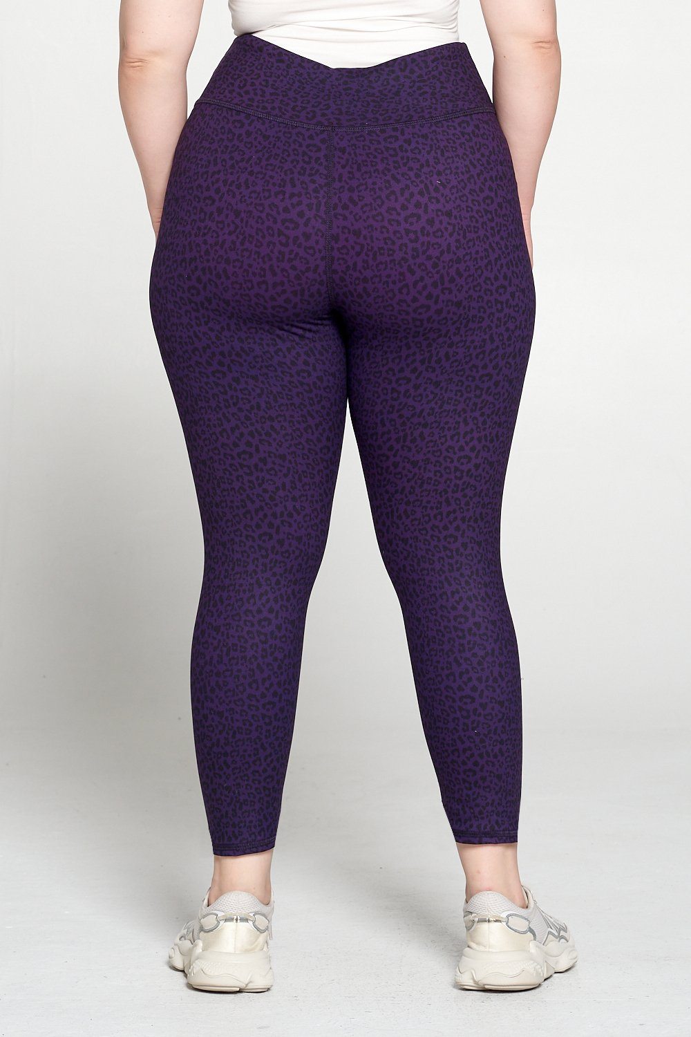 + Grape Leopard 7/8 Legging - Plus Size