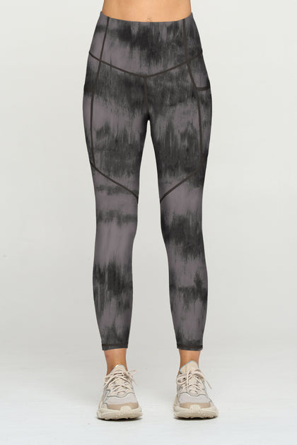 Liz - Black Wet Sand Abstract w Pockets 7/8 Legging