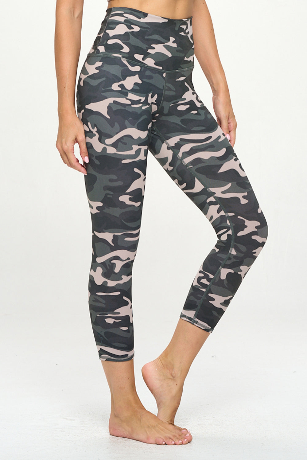 Ariana - Dove Mix Camo - Compression Capri (High-Waist) – EVCR