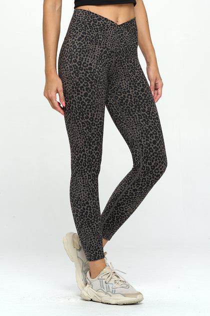Wet Sand Abstract Leopard High Waist Crossover Band 7/8 Legging