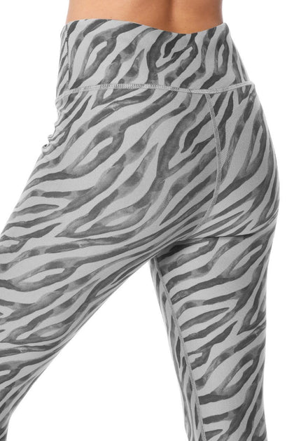 Liz - Grey White Camo w Pockets 7/8 Legging - FINAL SALE – EVCR