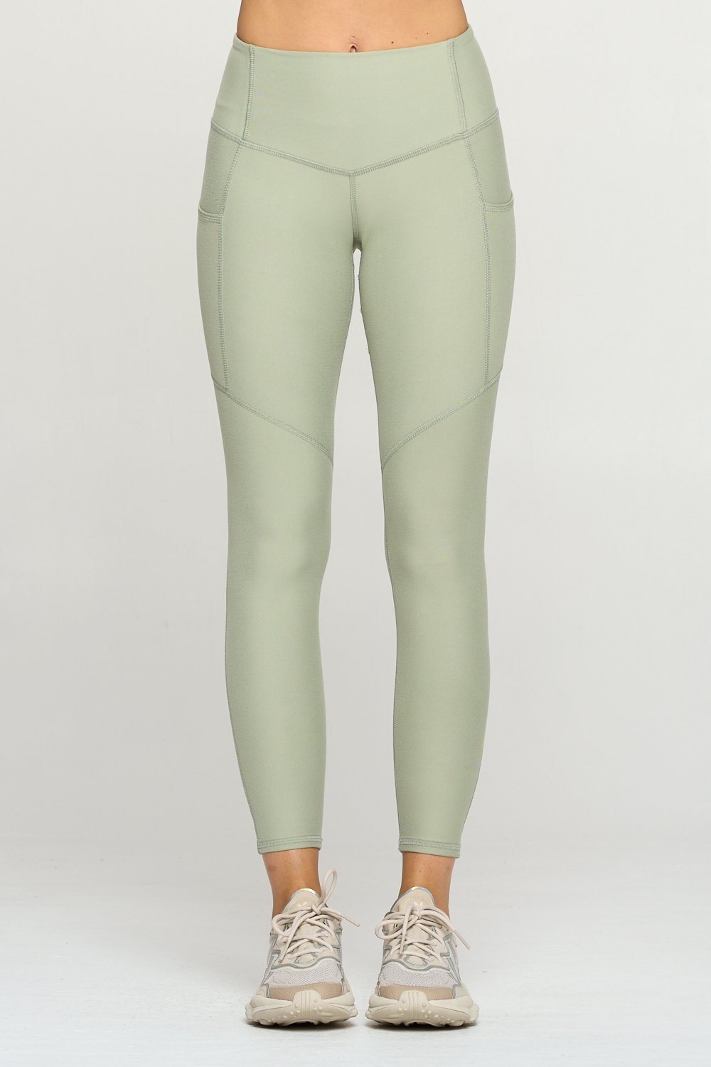 Liz - Desert Sage w Pockets 7/8 Legging – EVCR