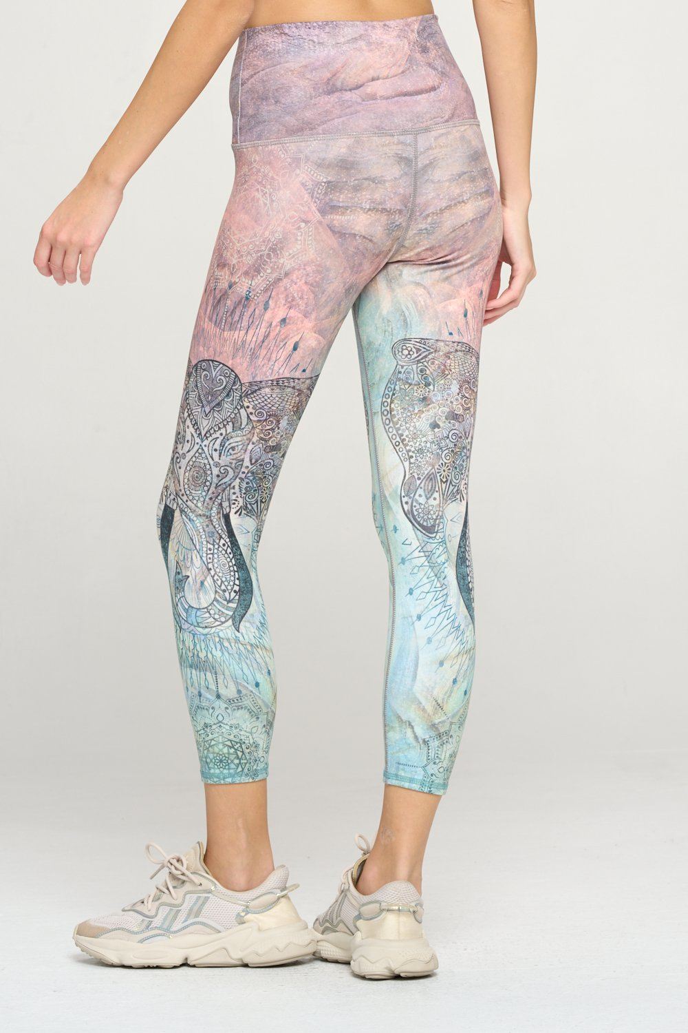 Evolution And Creation Active Crop Leggings Yoga EVCR Arrows Small